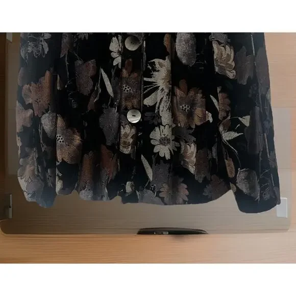 Sold - Picture 5 of 11